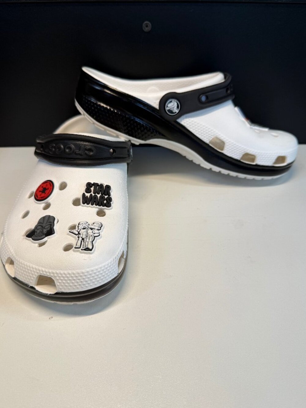 Crocs Unisex Classic Clogs Black & White w/Star Wars Jibbitz